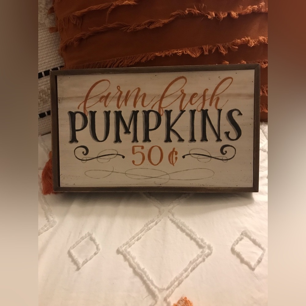 Kirkland’s Wood Fall Pumpkin Sign